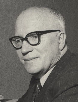Portrait von Richard Kerschagl: Porträtfoto 1953, Bildunterschrift: 'Aufnahme 1953 © Österre (1953)